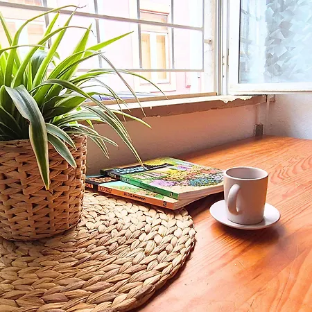 Сasa de vacaciones 4-bedroom Townhouse With Terrace In Center Oldtown *