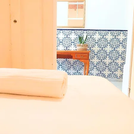 Сasa de vacaciones 4-bedroom Townhouse With Terrace In Center Oldtown *