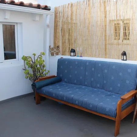 Сasa de vacaciones 4-bedroom Townhouse With Terrace In Center Oldtown Lagos