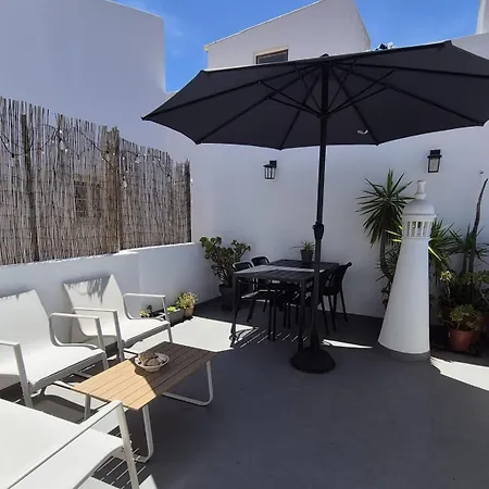 Ferienhaus 4-bedroom Townhouse With Terrace In Center Oldtown Lagos