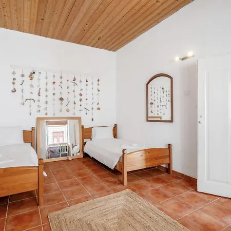 4-bedroom Townhouse With Terrace In Center Oldtown *